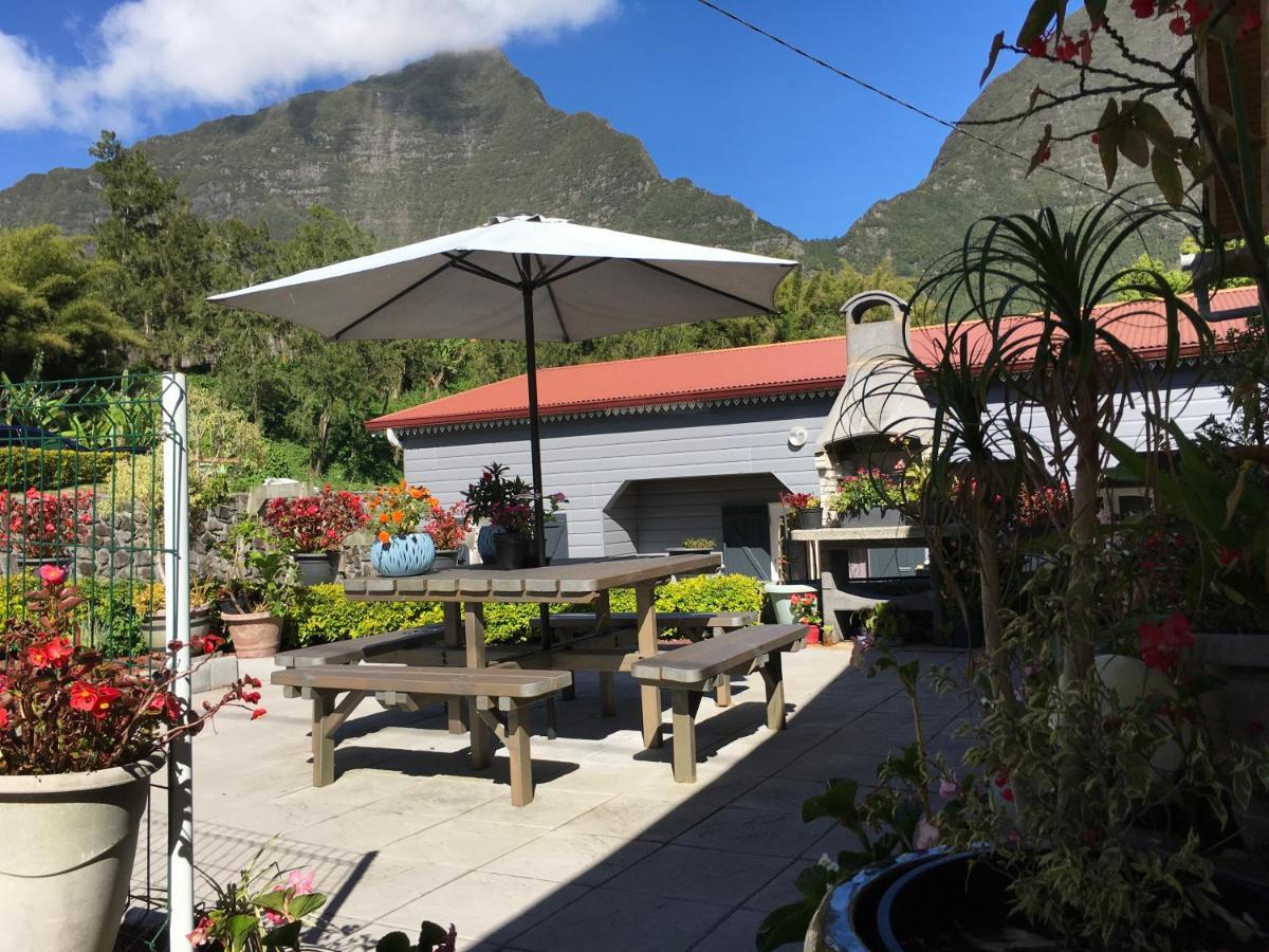 Ti Kaz Hoareau Bed & Breakfast Salazie Dış mekan fotoğraf