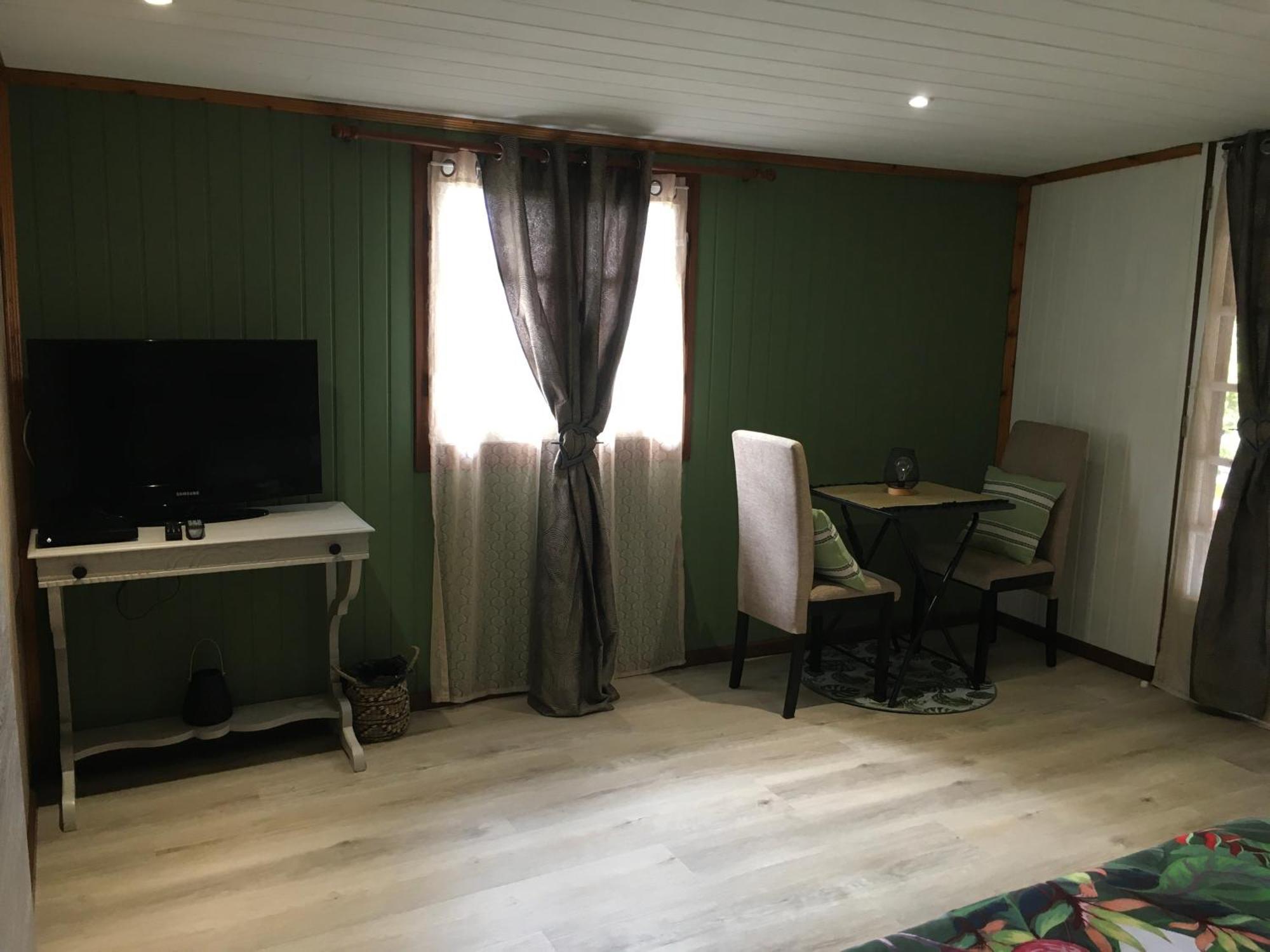 Ti Kaz Hoareau Bed & Breakfast Salazie Dış mekan fotoğraf